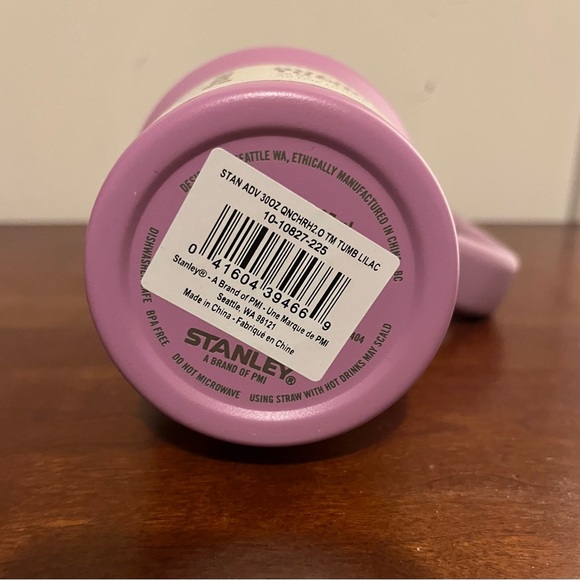NEVER USED. Stanley 30 oz Quencher H2.0 Tumbler in lilac. - Picture 4 of 4